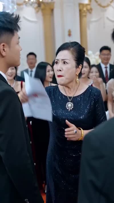 龙王归来!豪门退婚现场霸气打脸