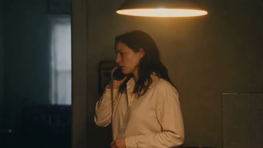 Long Distance call｜Scene 2 — 祖母离世（The Call That Ends）