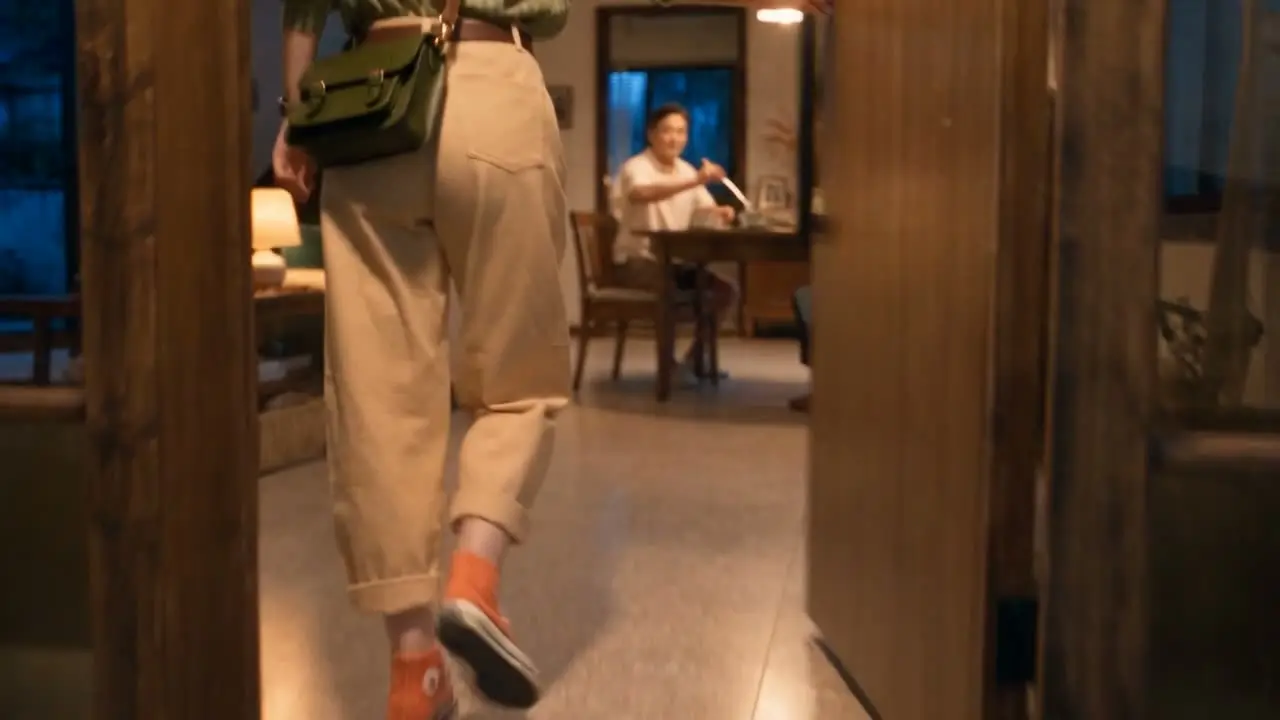 《被擦掉的红圈》中秋礼盒TVC广告｜视频节点 9 - 副本