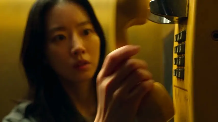 Ai短剧大赛先导片｜VID_003_Dernier_Etage_FR