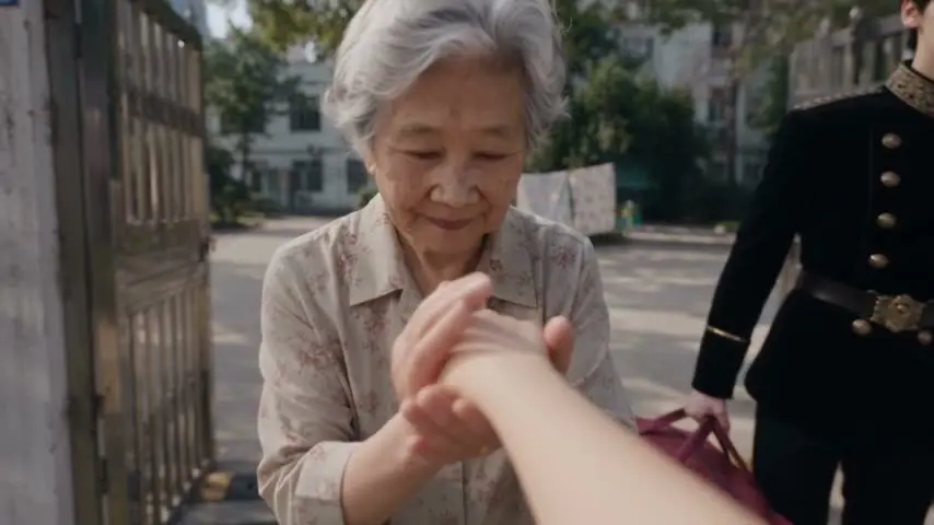 异主入侵日常番— 蛾男学做人— 《末世养老院》｜视频节点 1 - 副本