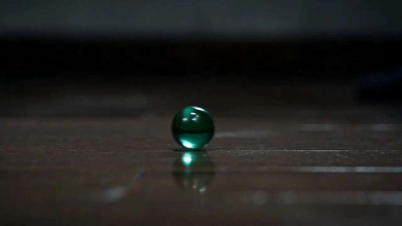 《一支舞》｜童年治愈一生，还是一生治愈童年？｜视频节点 3