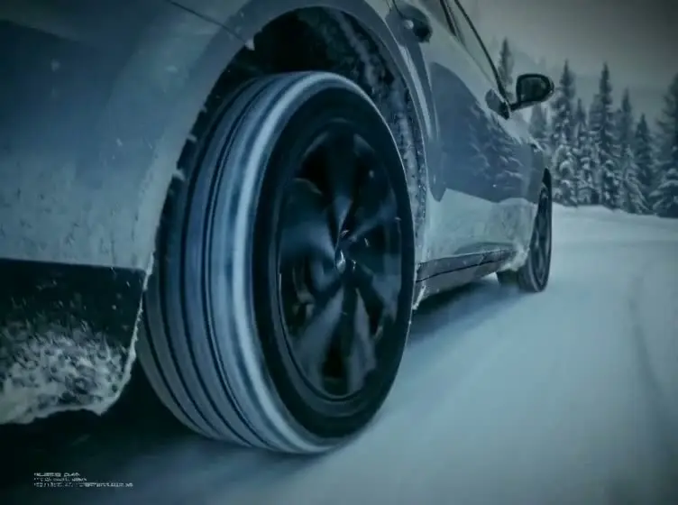 奥迪 RS6 Avant《The Same Arc》｜补镜03｜现代 RS6 雪山奔跑长镜头｜构图参考版