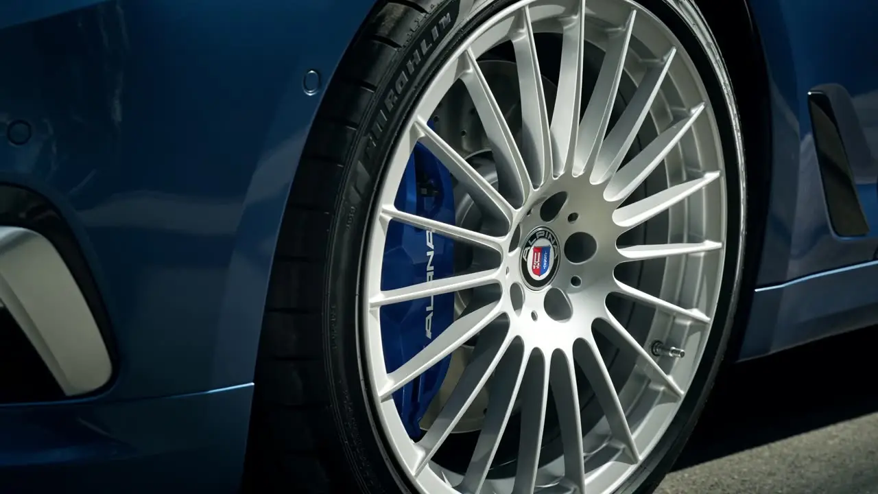 AICG 宝马 ALPINA 5系样片｜视频节点 6