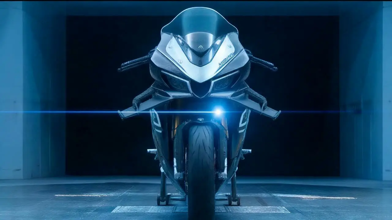 CFMOTO V4SR-RR概念宣传广告｜视频节点 2