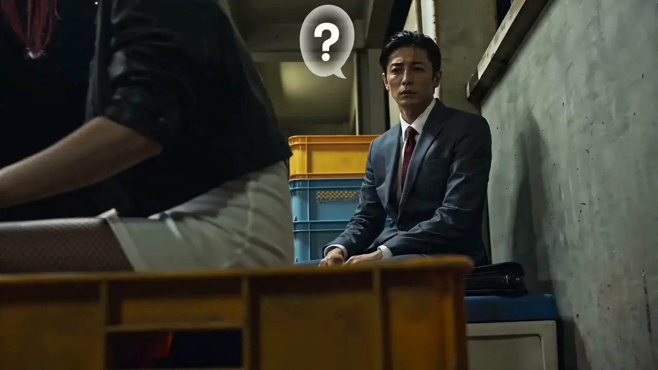 在超市后门吞云吐雾的二人【真人版】｜视频节点 2 - 副本