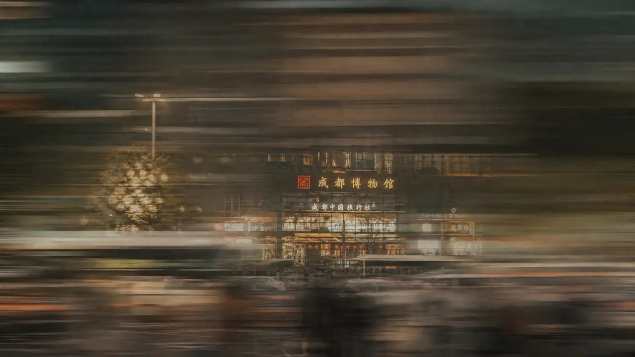媲美📷实拍｜ AI 手机情绪短片《致自己》｜图片节点 18 - 副本