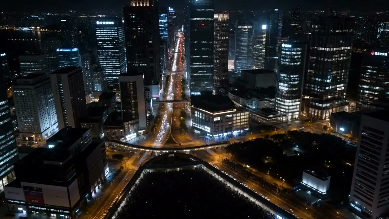 不够怪物｜场景十    分镜1