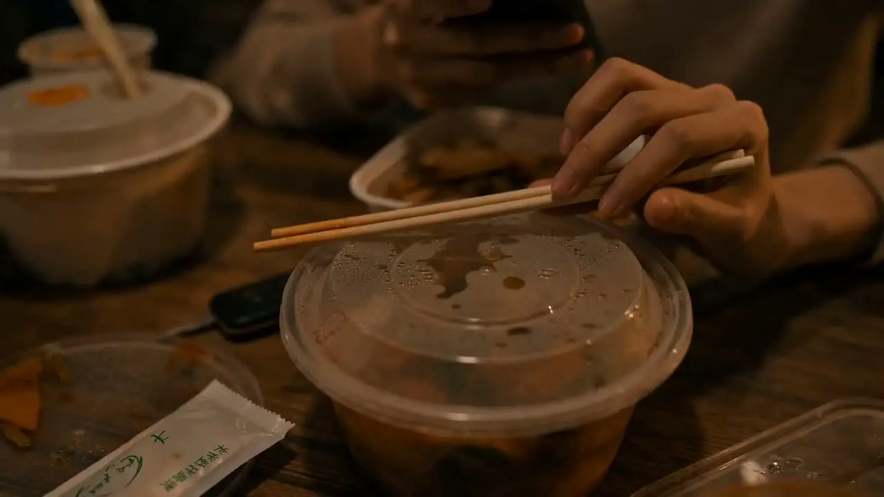 《再等等》｜视频节点 3
