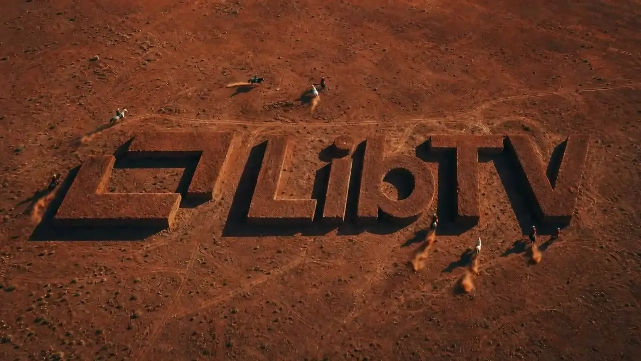旷野仪式超现实数字艺术丨登上未来｜LibTV Logo创意短片｜群马奔腾扬尘