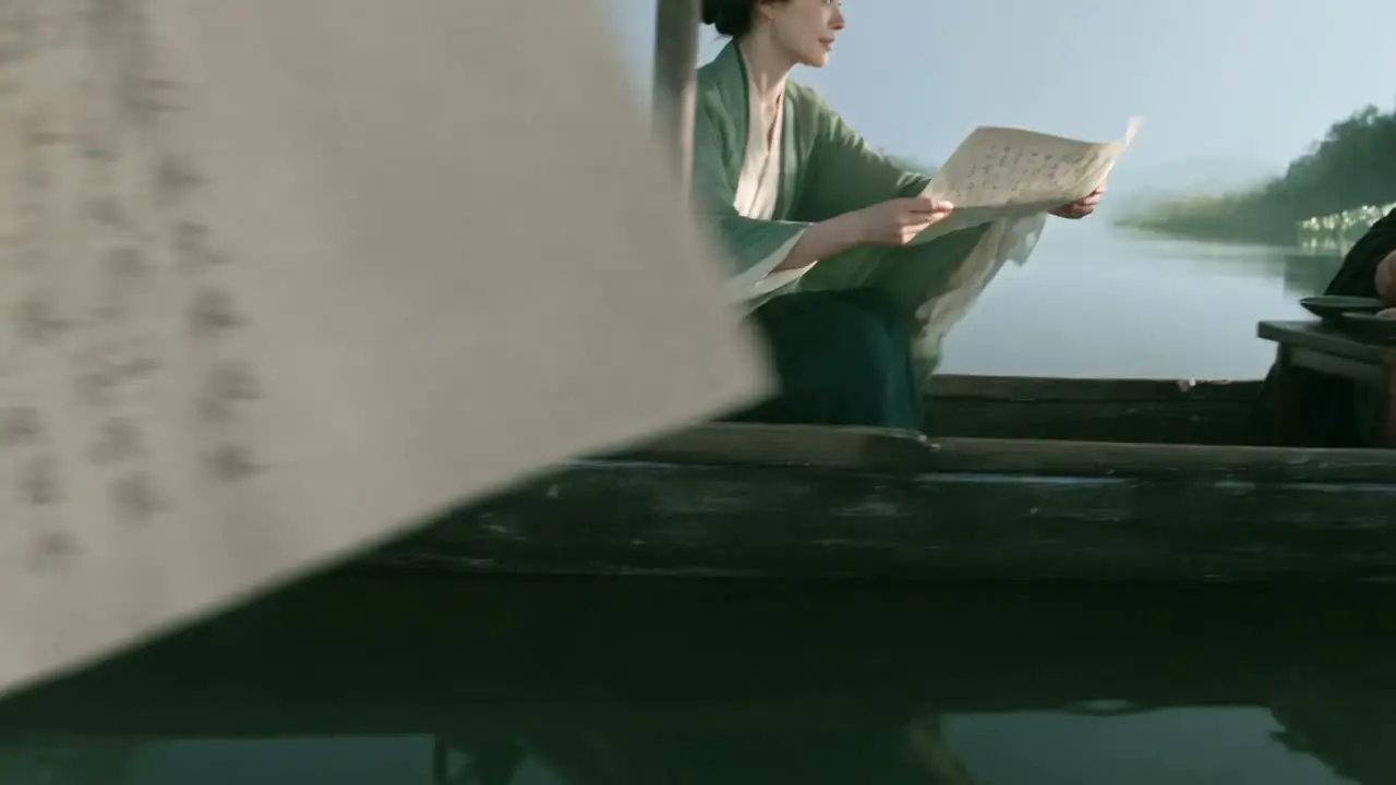 腾格尔《武陵春》AIMV：载不动的万钧之愁，诉不尽的半生飘零｜视频节点 33