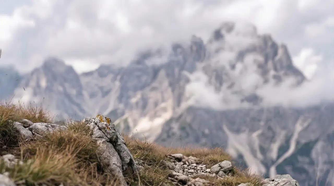 户外登山鞋广告短片｜图片节点 36