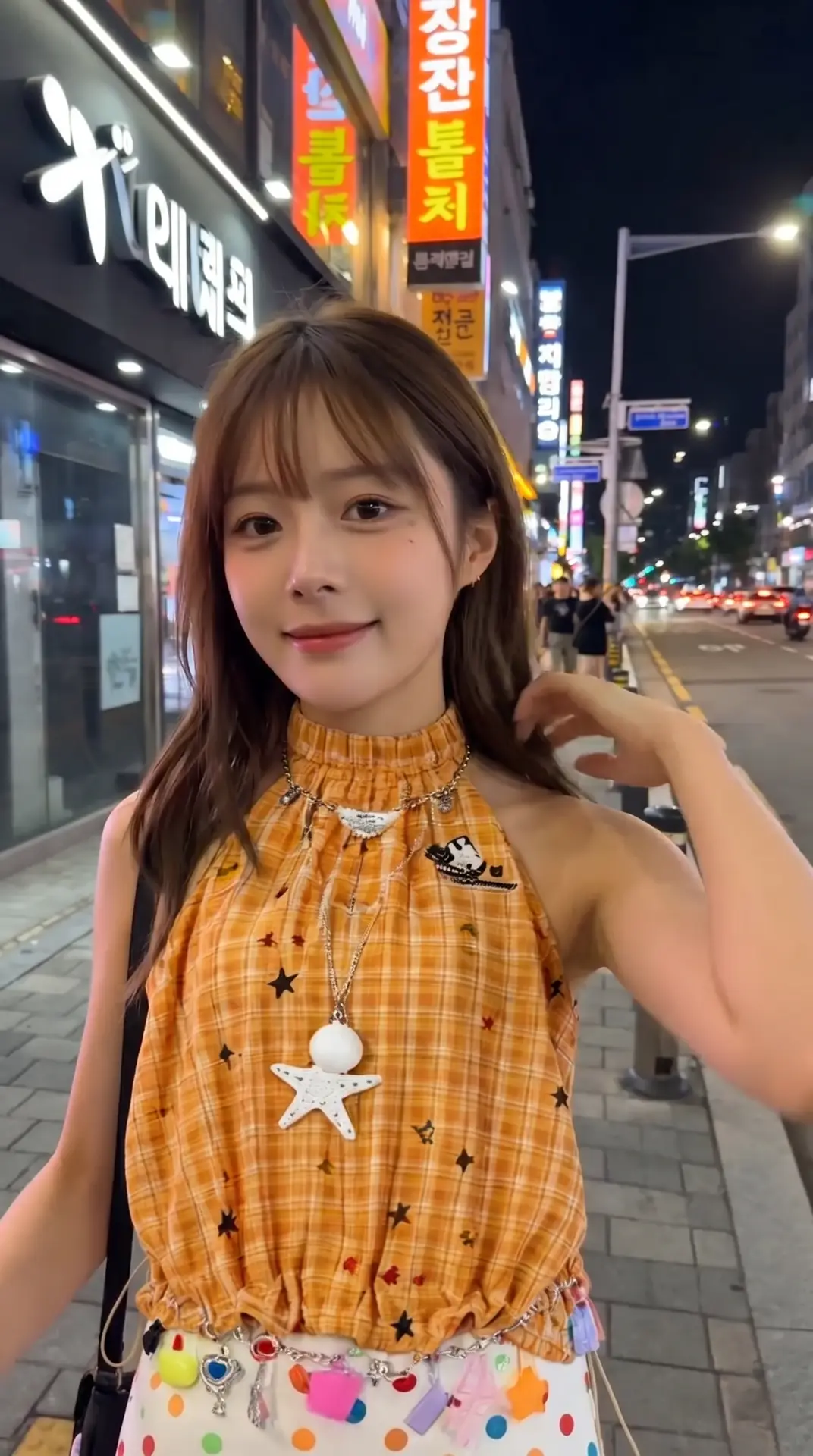 服装带货街拍穿搭AI视频教程|生成一张近景(清晰展示面部)
